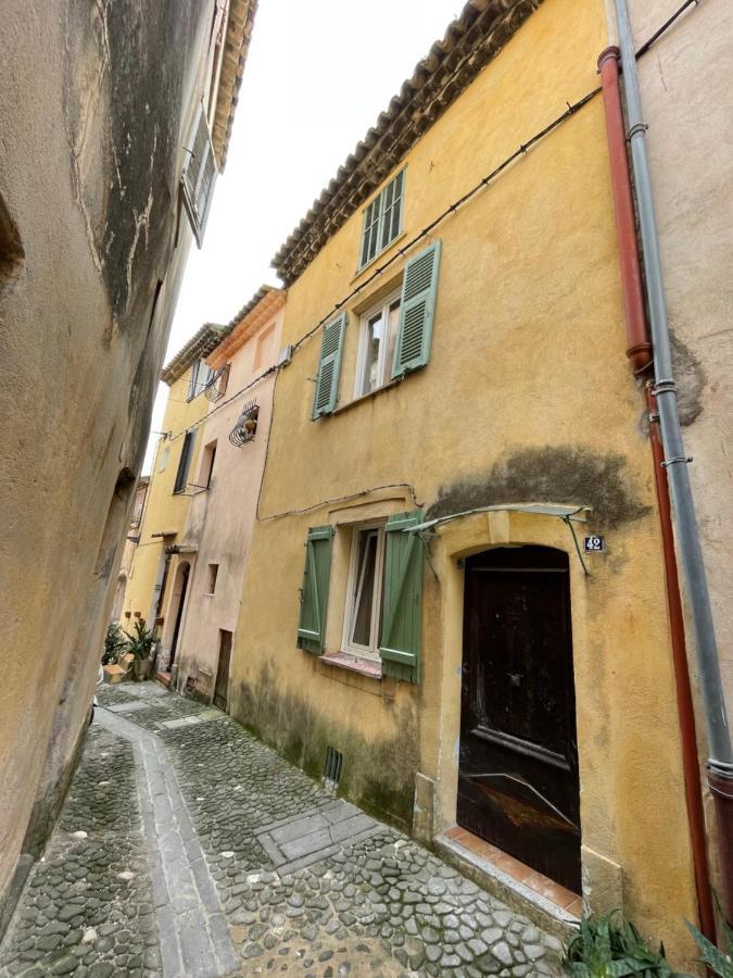 Apartamento Petit Cocon Au Coeur Du Centre Historique Biot Exterior foto