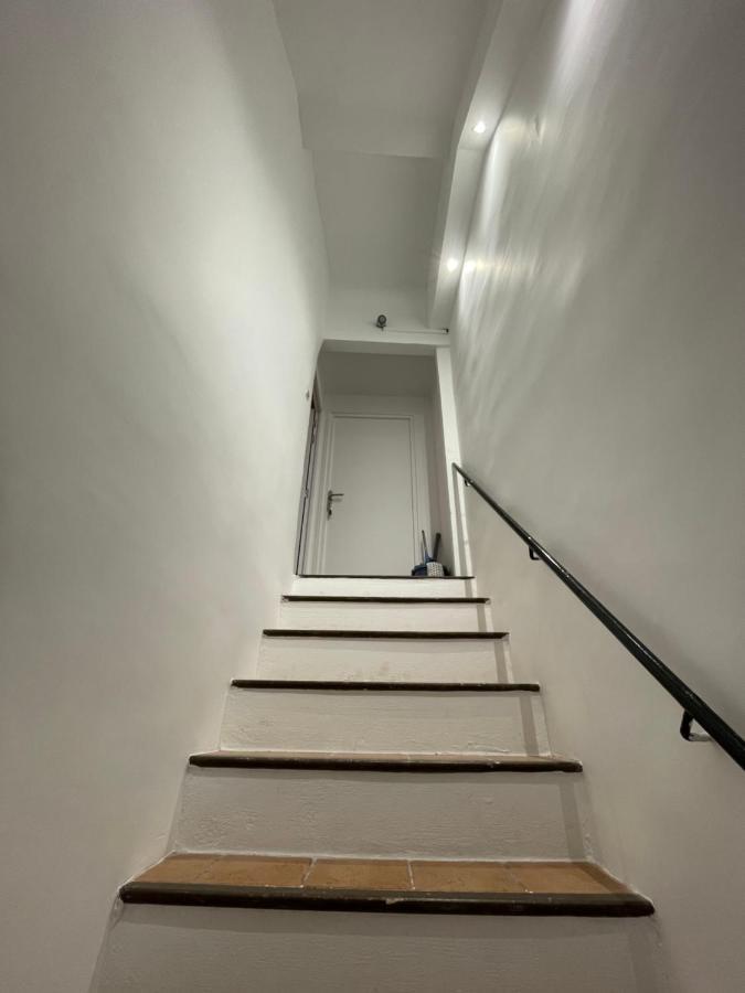 Apartamento Petit Cocon Au Coeur Du Centre Historique Biot Exterior foto
